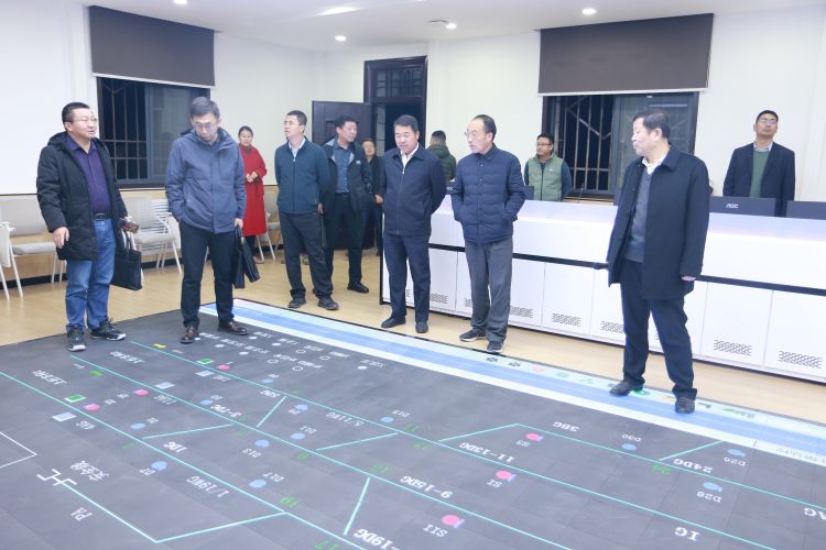 简篇-铁道运输专业委员会工作会议在必赢官网顺利召开