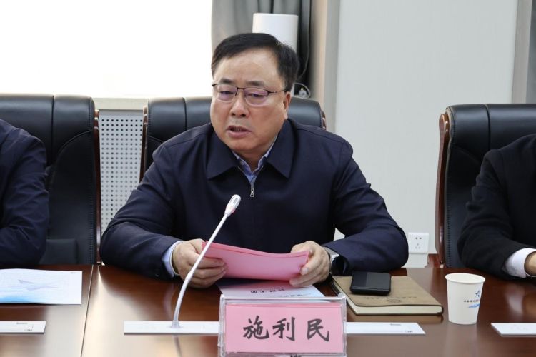 简篇-铁道运输专业委员会工作会议在必赢官网顺利召开